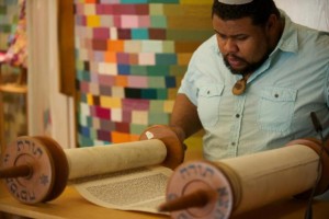 Michael Twitty at the Torah. Copyright photo by Jerome Colt.